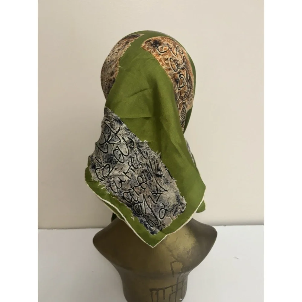 Vintage 1960s/1970s Sally Gee Scarf Hand Rolled SILK Japan 26 Inch Square Green